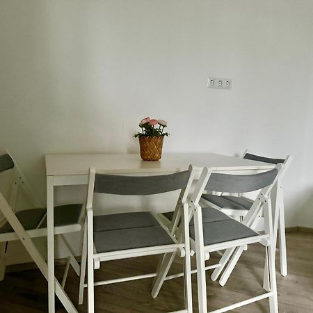 Stylish Schonbrunn Apartments With Free Parking Vienna Esterno foto