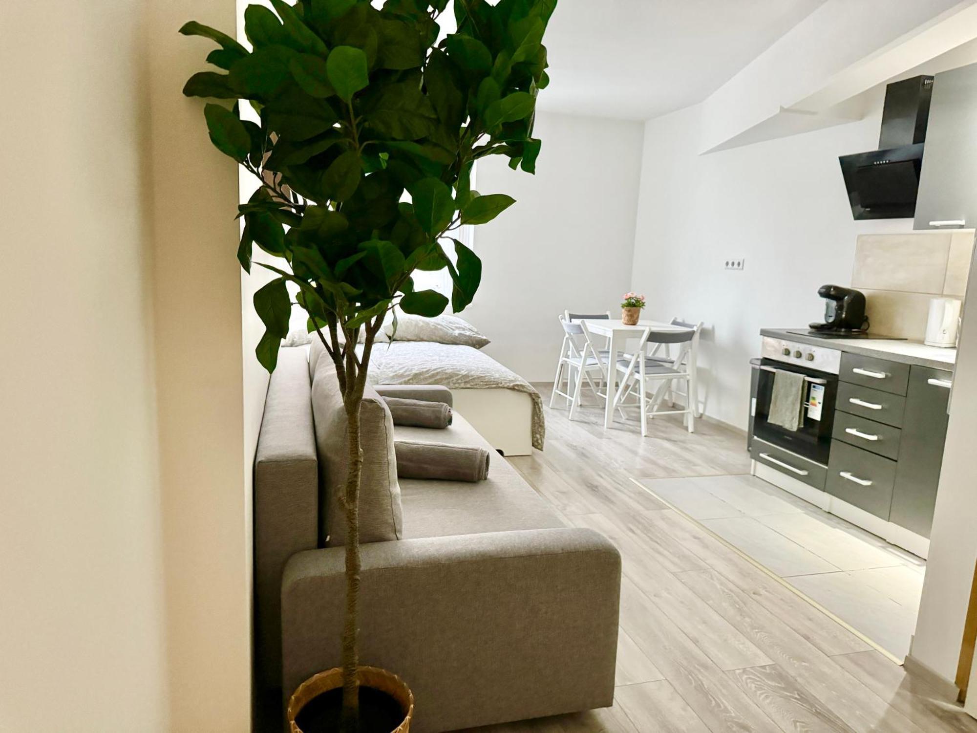 Stylish Schonbrunn Apartments With Free Parking Vienna Esterno foto