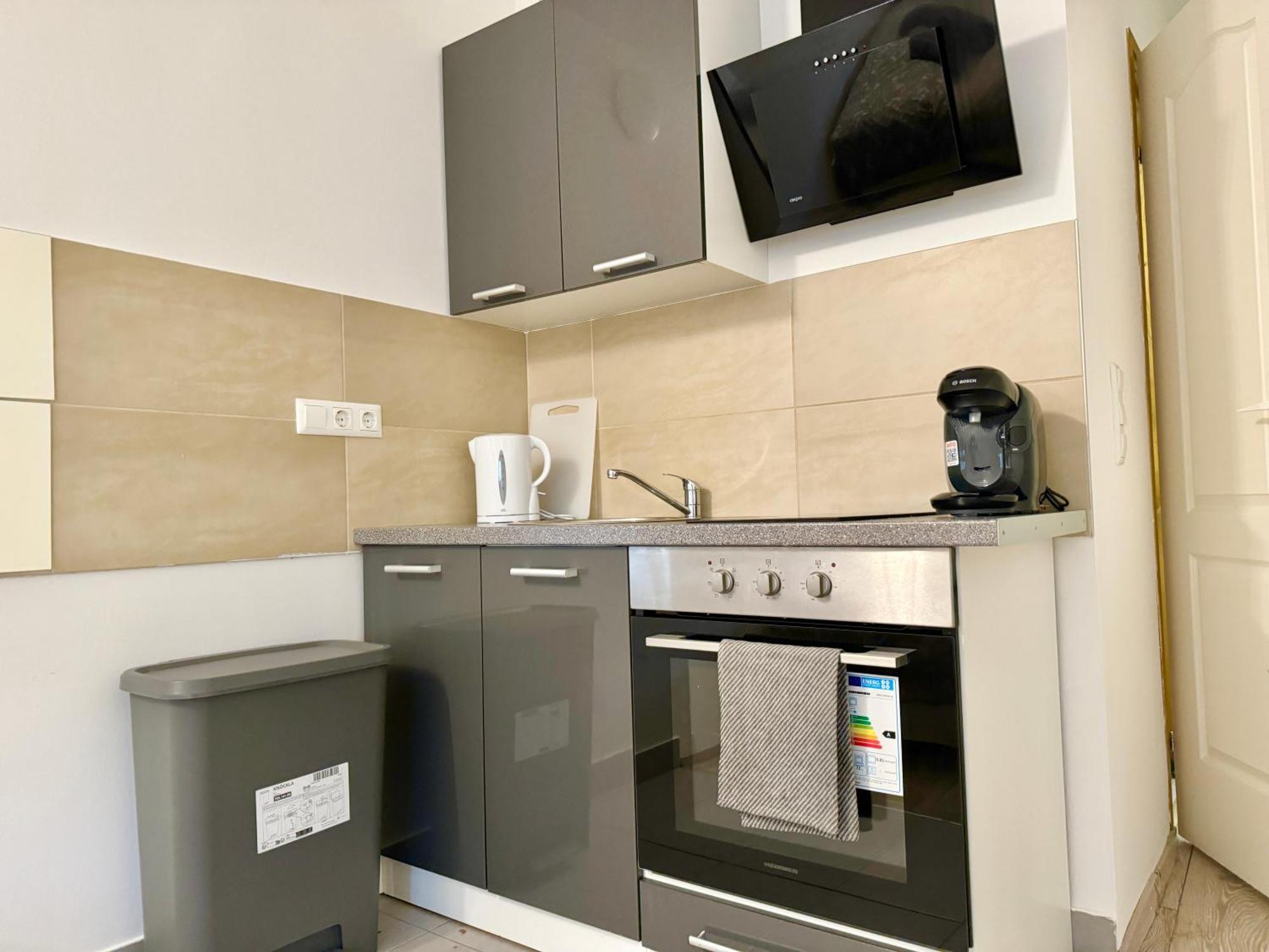 Stylish Schonbrunn Apartments With Free Parking Vienna Esterno foto